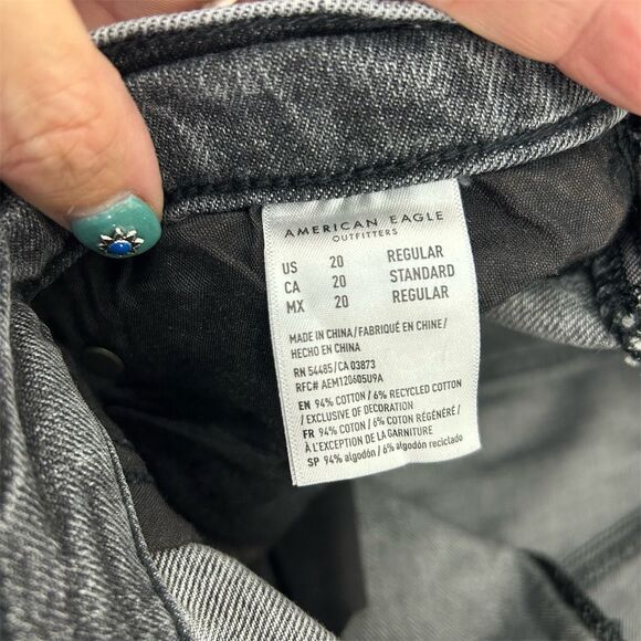 American Eagle Women's Baggy Jeans Size 20 Black Dark Wash Denim - Picture 5 of 10